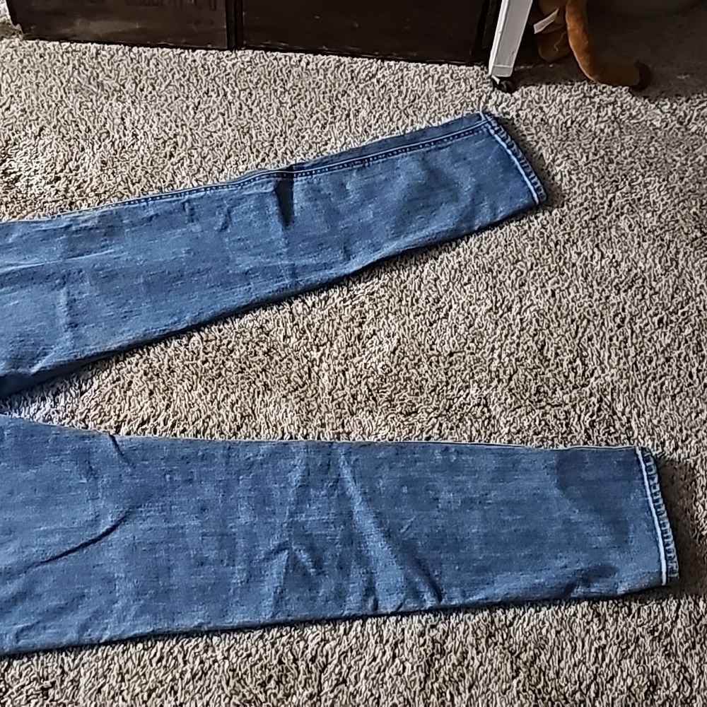 Carhartt Women's Tomboy Fit Benson Jean - Picture 5 of 5